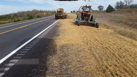 straw mulch crimping